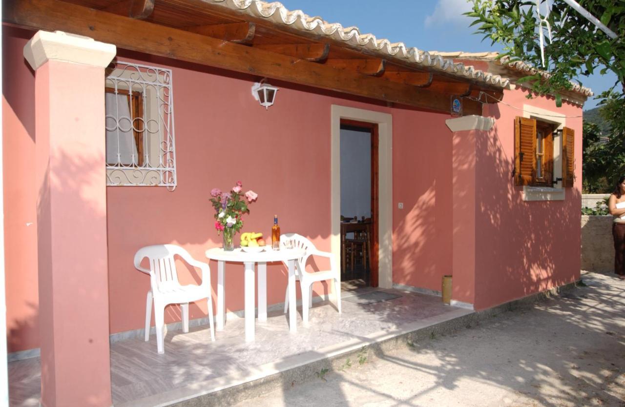 Amalia Cottages Agios Gordios  Bagian luar foto